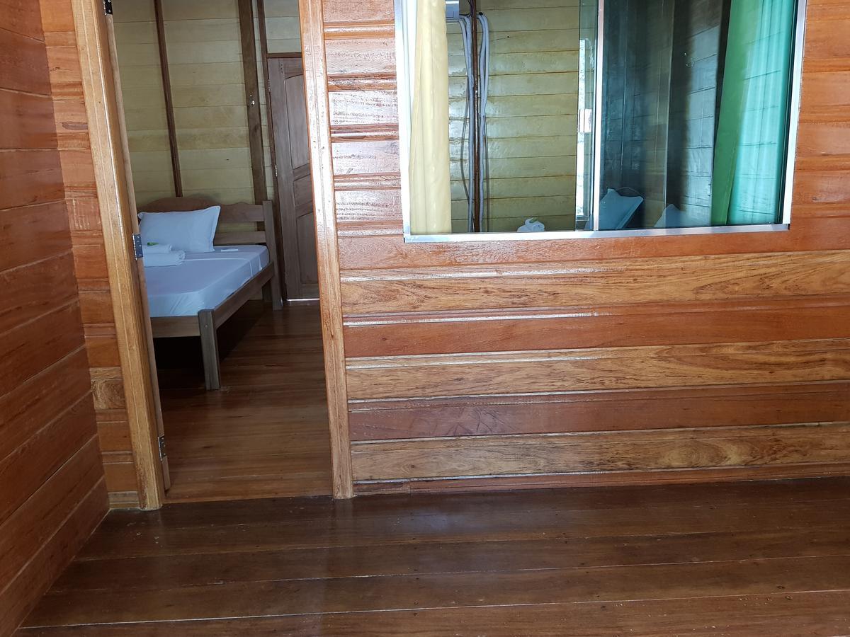 Amazon Arowana Lodge Careiro Exterior foto